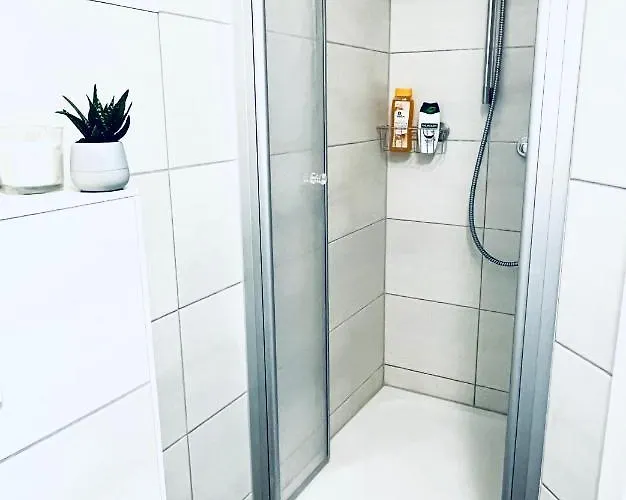 Apartment Zentrales Apartment: Modernisiert Mit Wlan, Smart-tv Und Balkon Erfurt